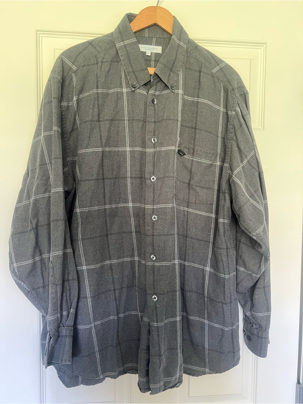 Alex Cannon Men’s Gray Plaid Button-Down Shirt- XL